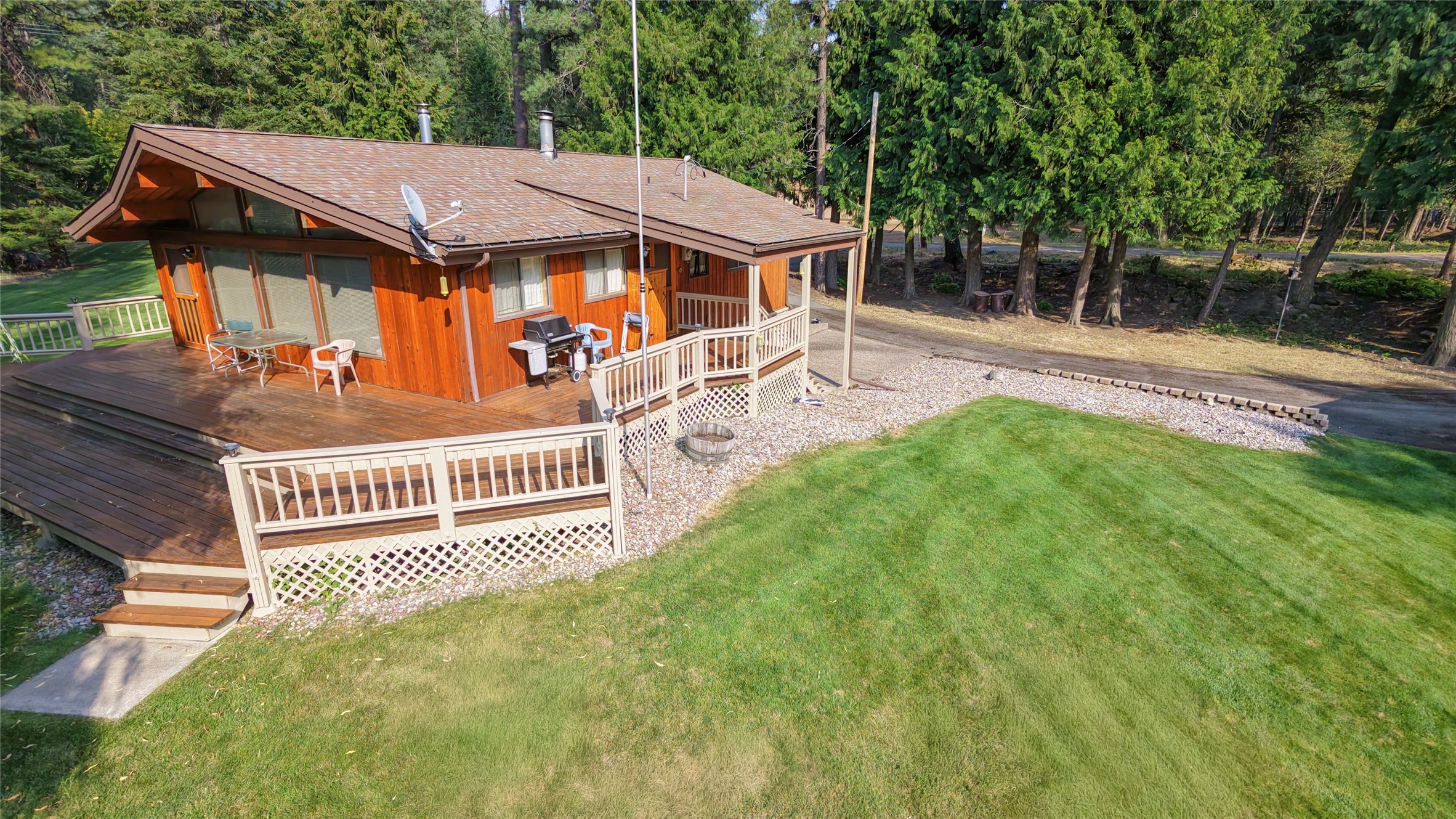 5671 Kootenai River Road