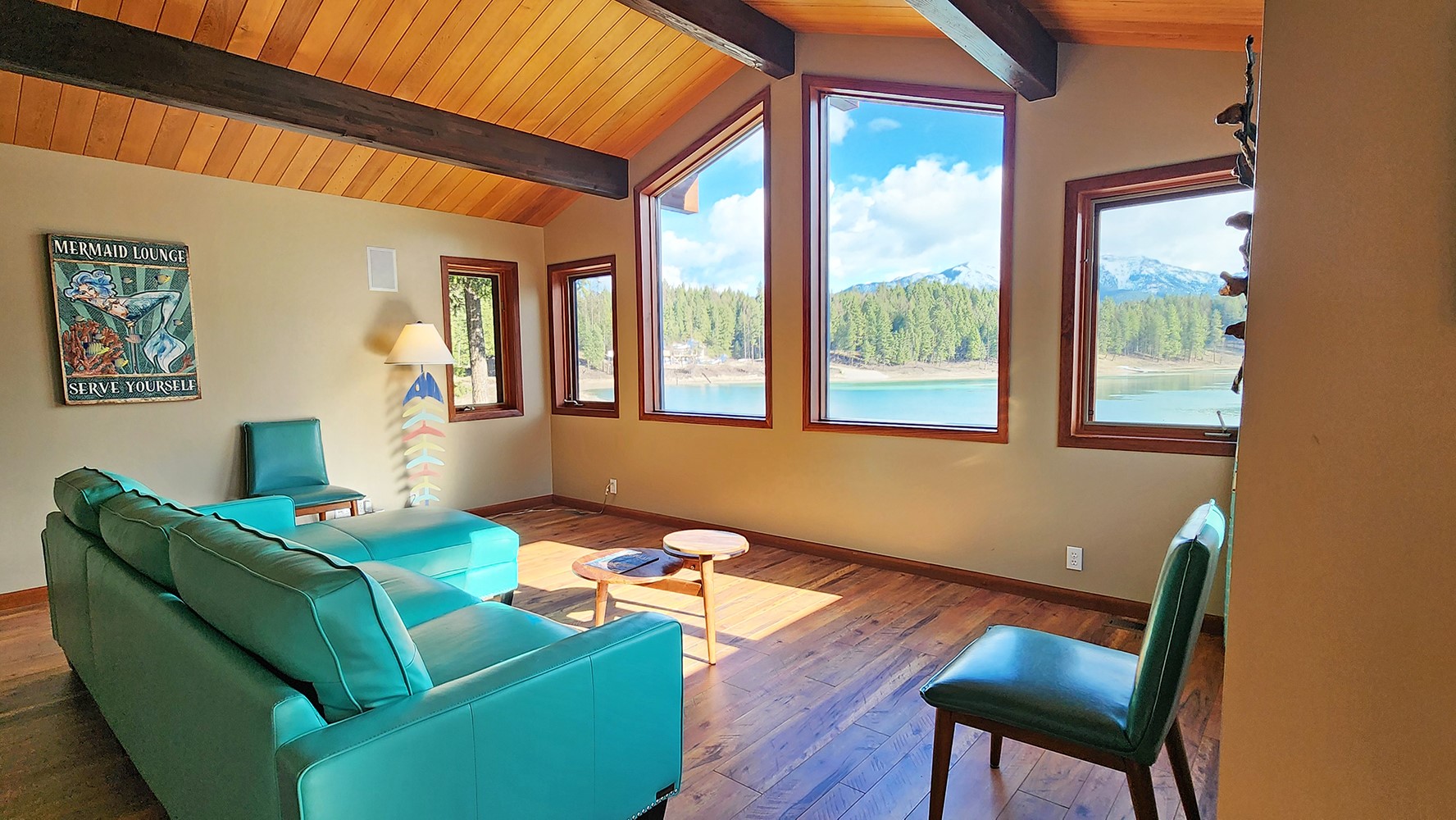 Bigfork, Montana, 59911, United States, 3 Bedrooms Bedrooms, ,2 BathroomsBathrooms,Residential,Active,2028641