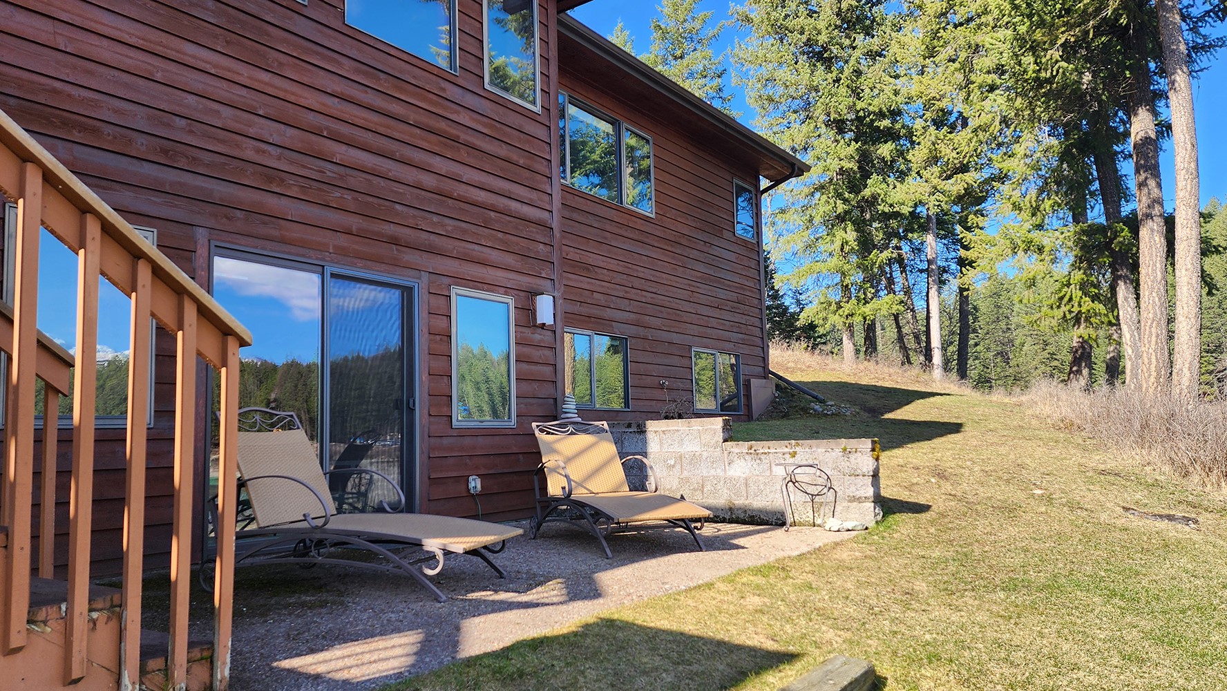 Bigfork, Montana, 59911, United States, 3 Bedrooms Bedrooms, ,2 BathroomsBathrooms,Residential,Active,2028641