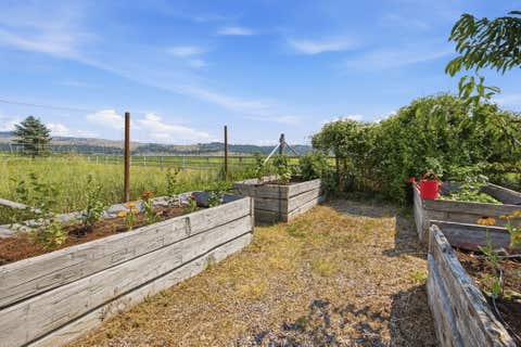 Tiny photo for 500 Lovers Lane, Hamilton, MT 59840 (MLS # 30076471)