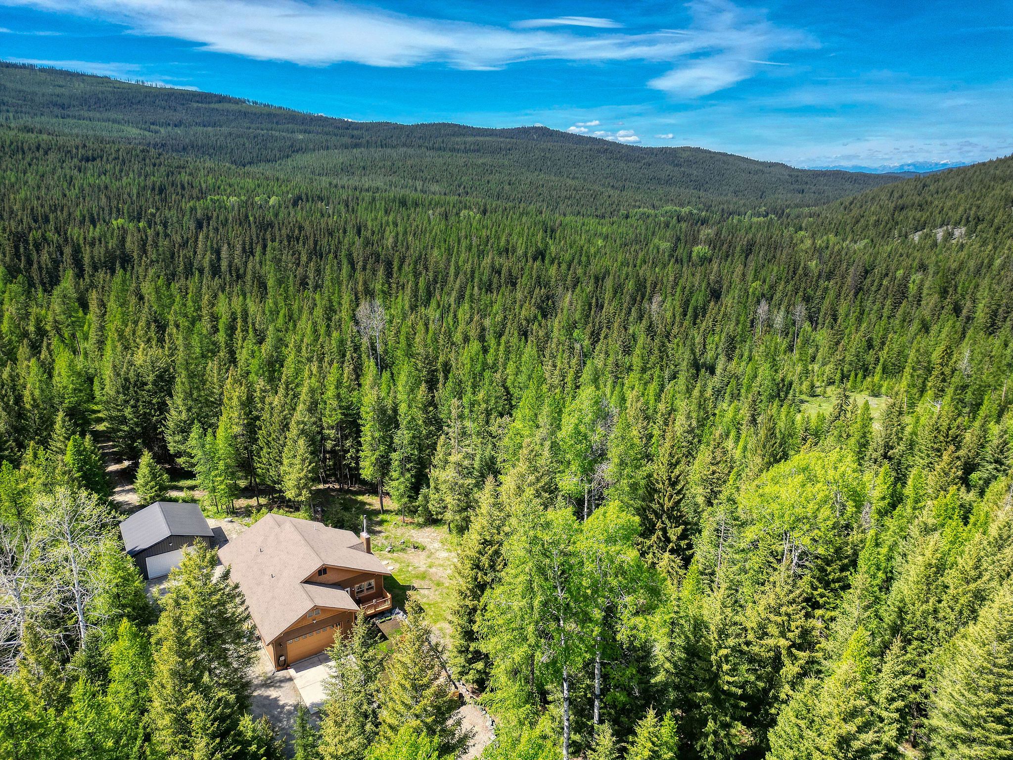 598 Tamarack Lane