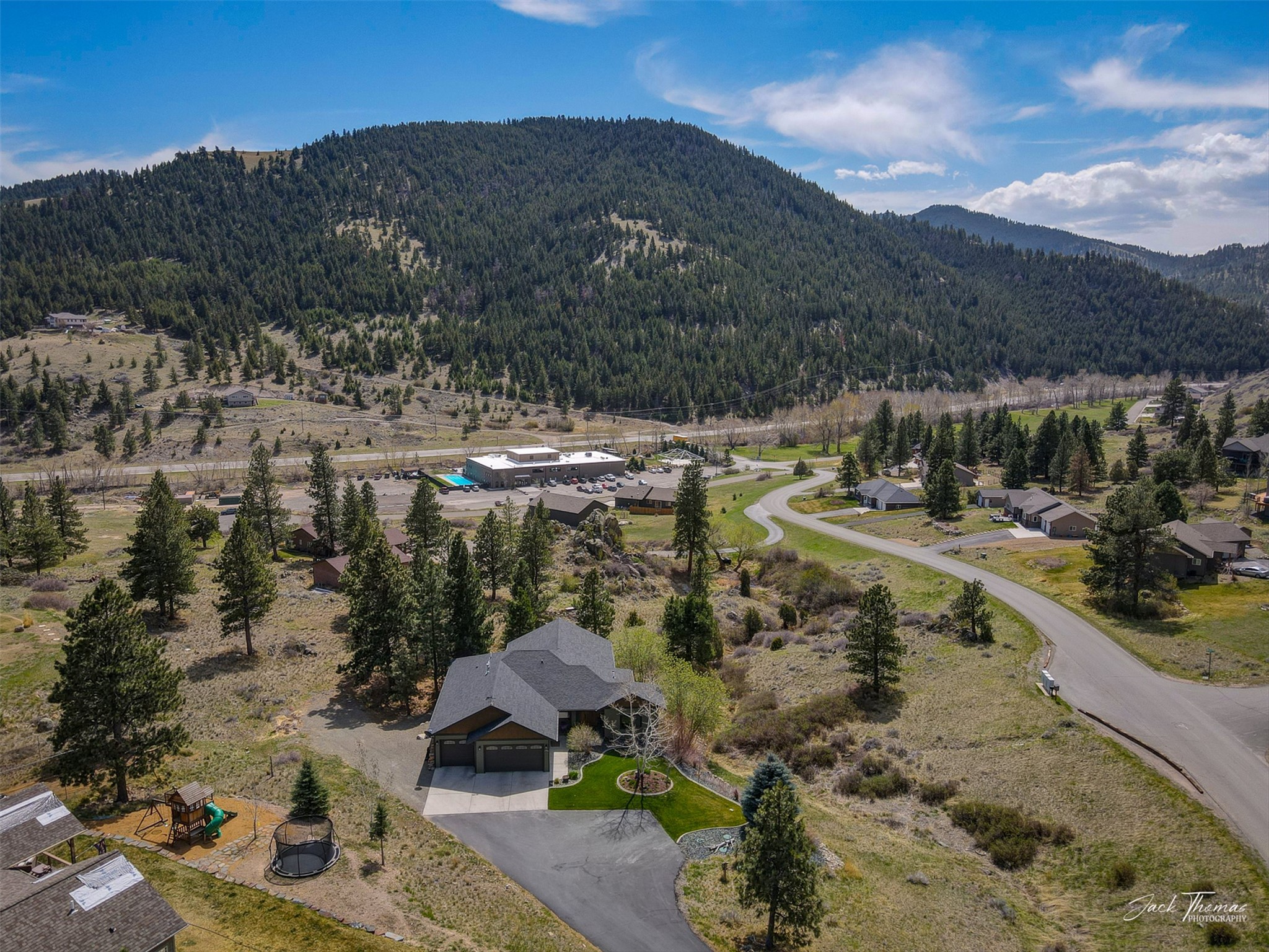 Helena, Montana, 59601, United States, 5 Bedrooms Bedrooms, ,3 BathroomsBathrooms,Residential,Contingent,2043445