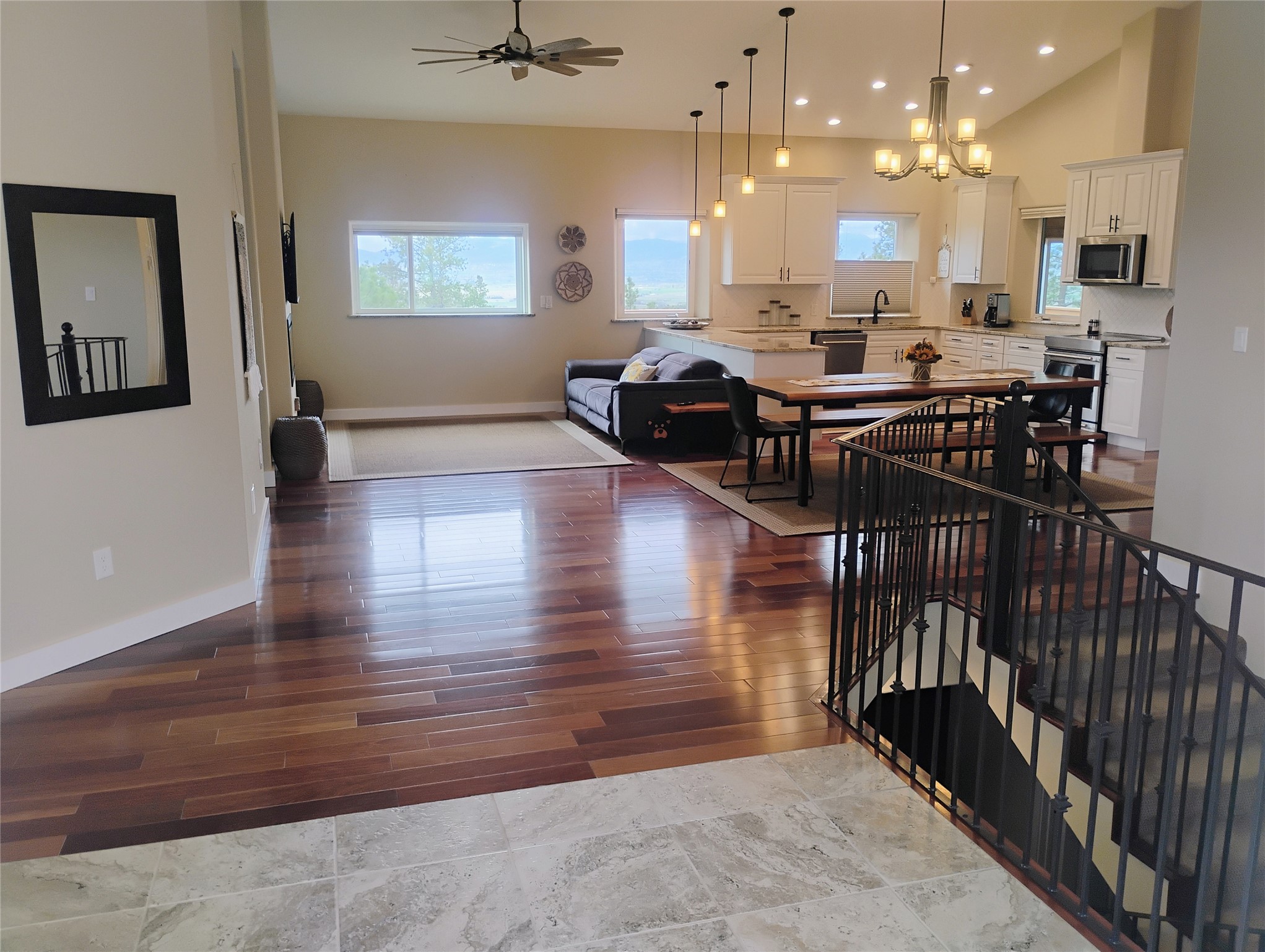 6520 Noble Lane