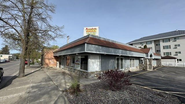 211 2nd Street W