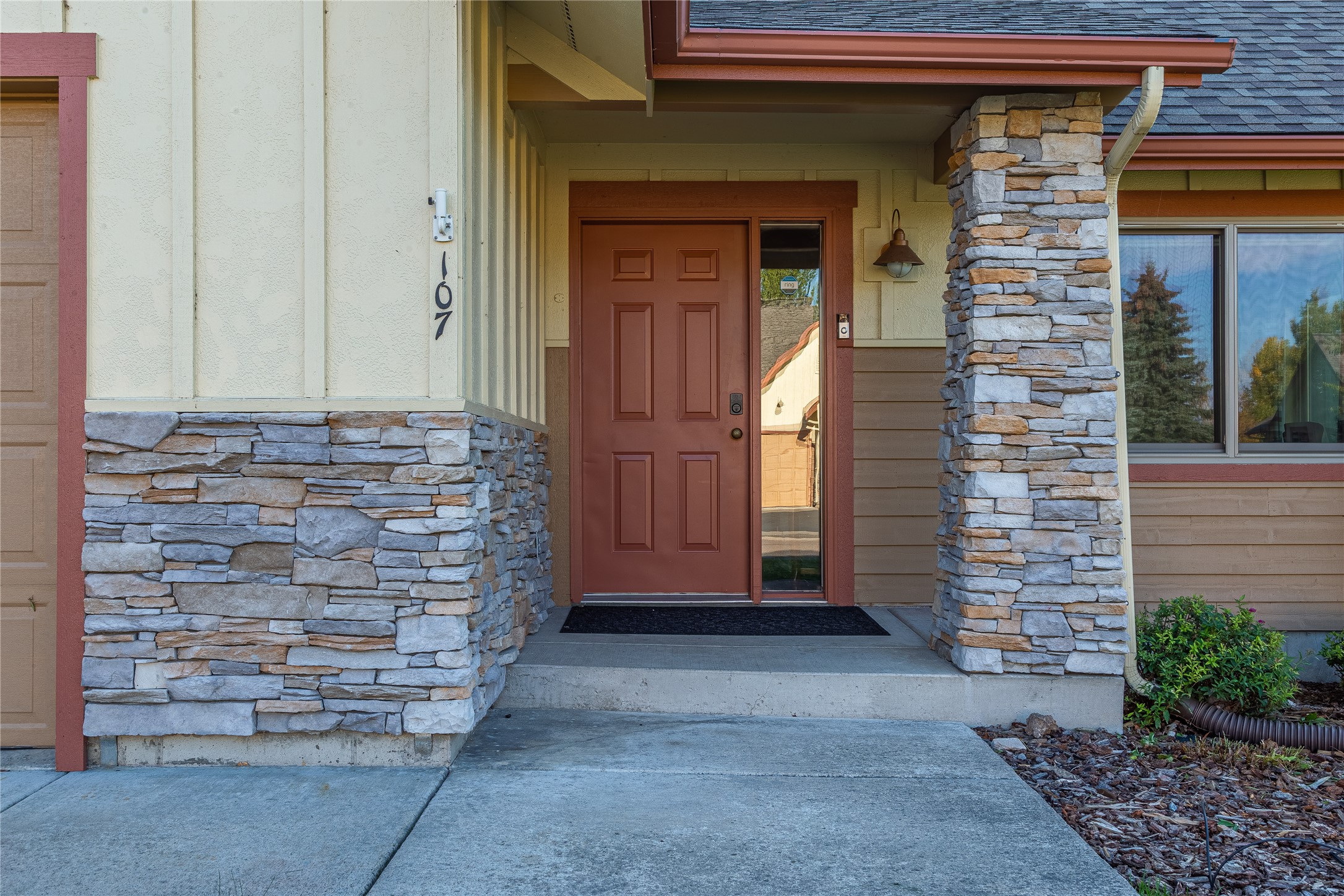 107 Crescent Landing