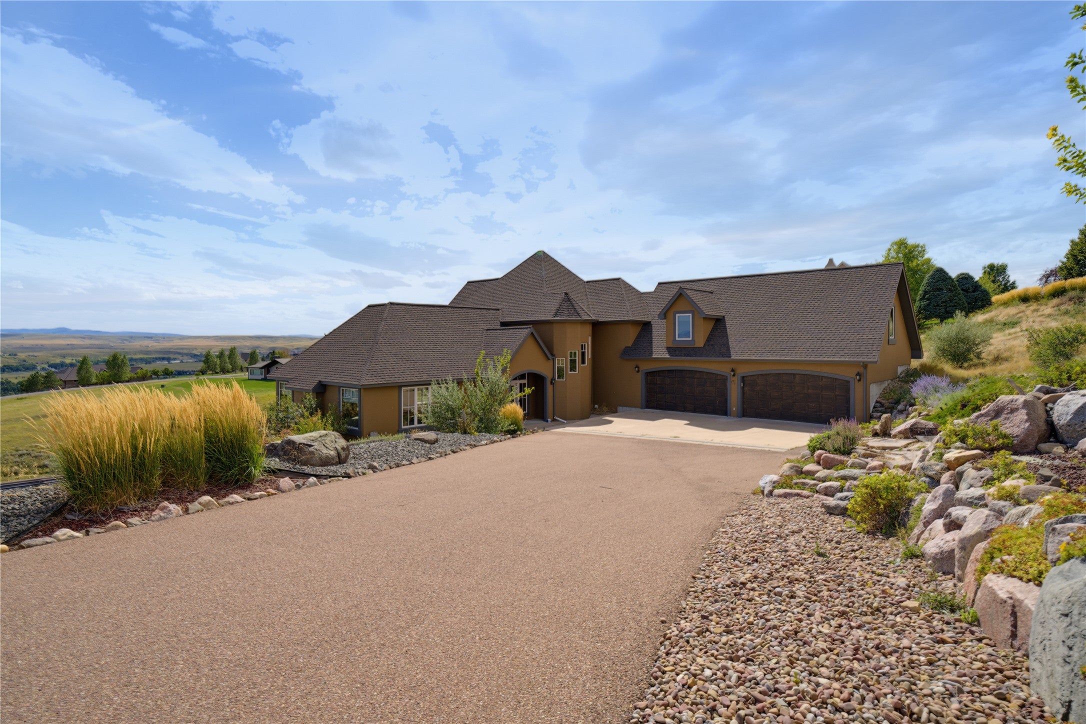 89 Spring Tree Road