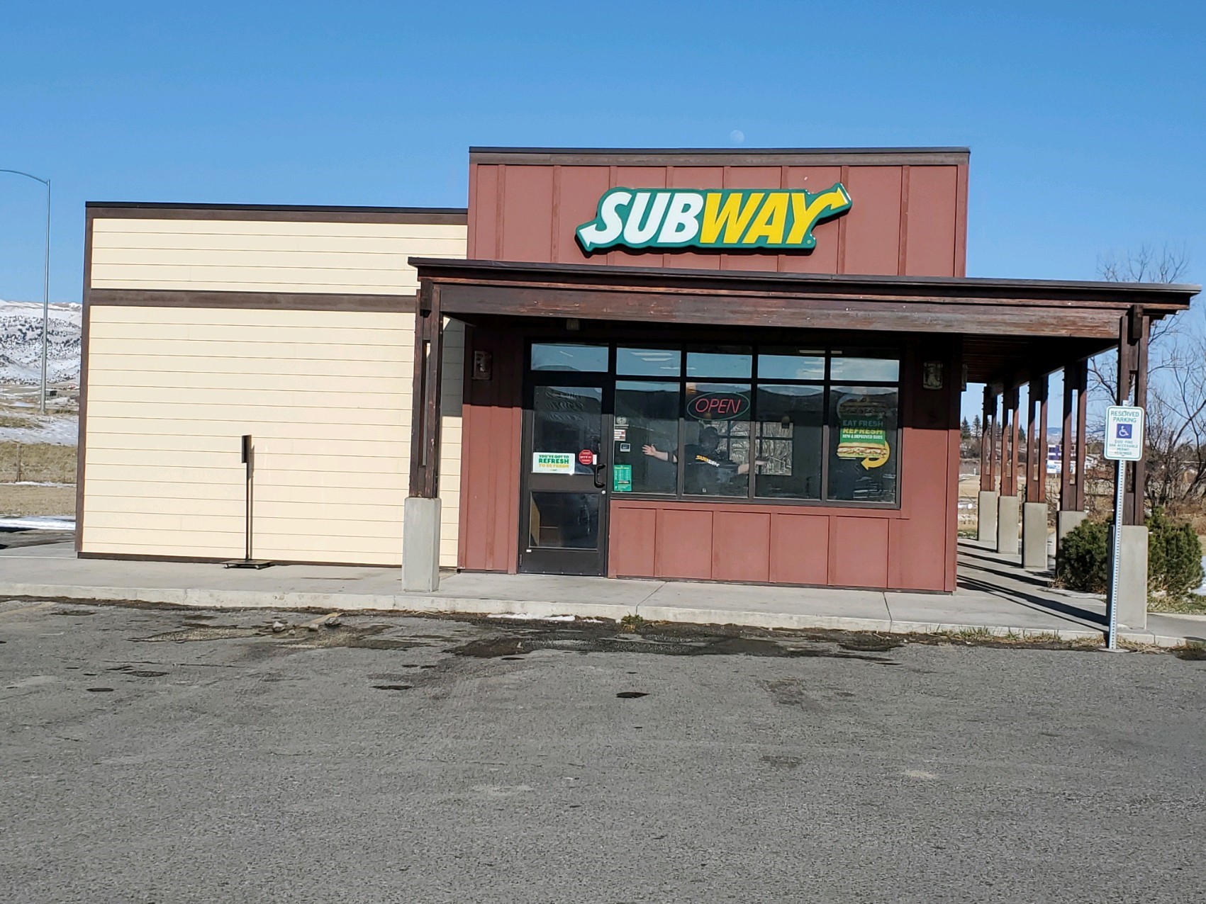 5 Commercial Way