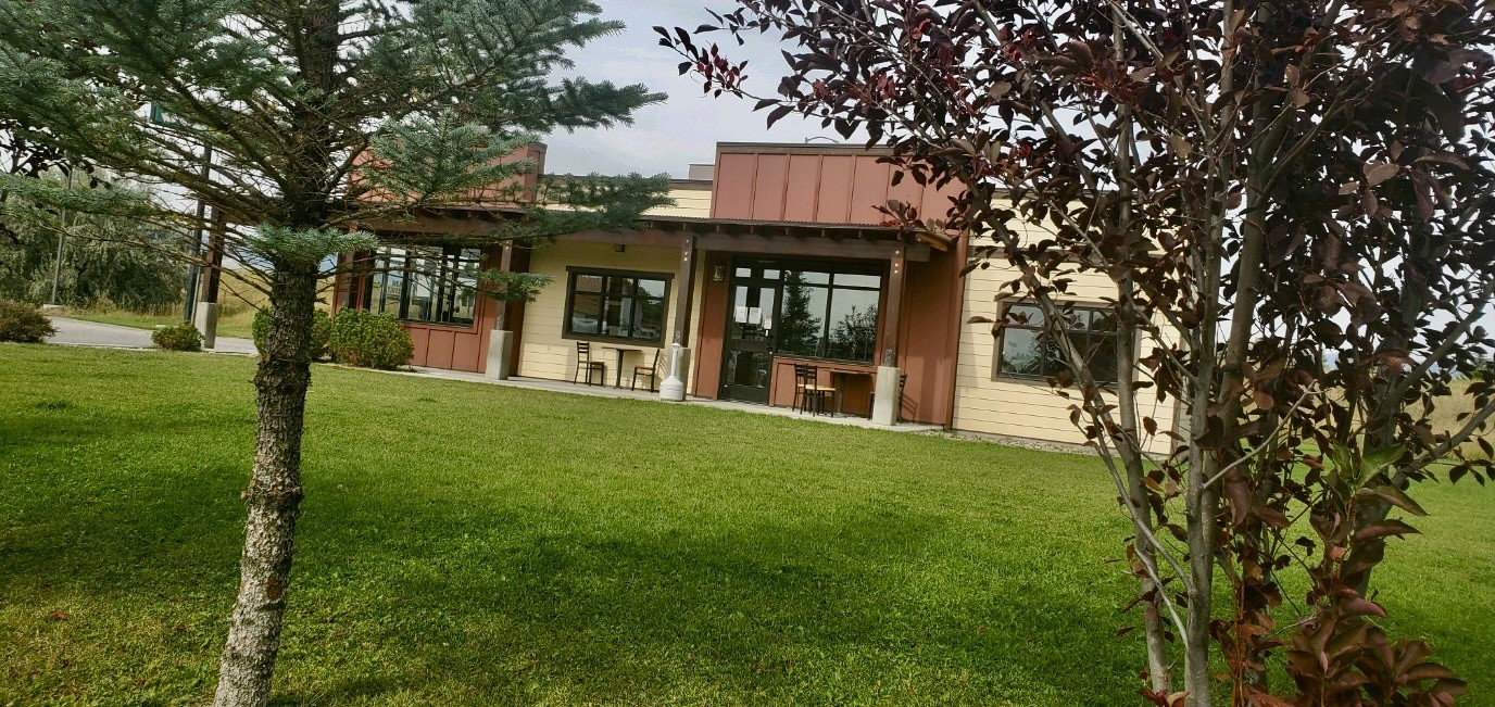 5 Commercial Way