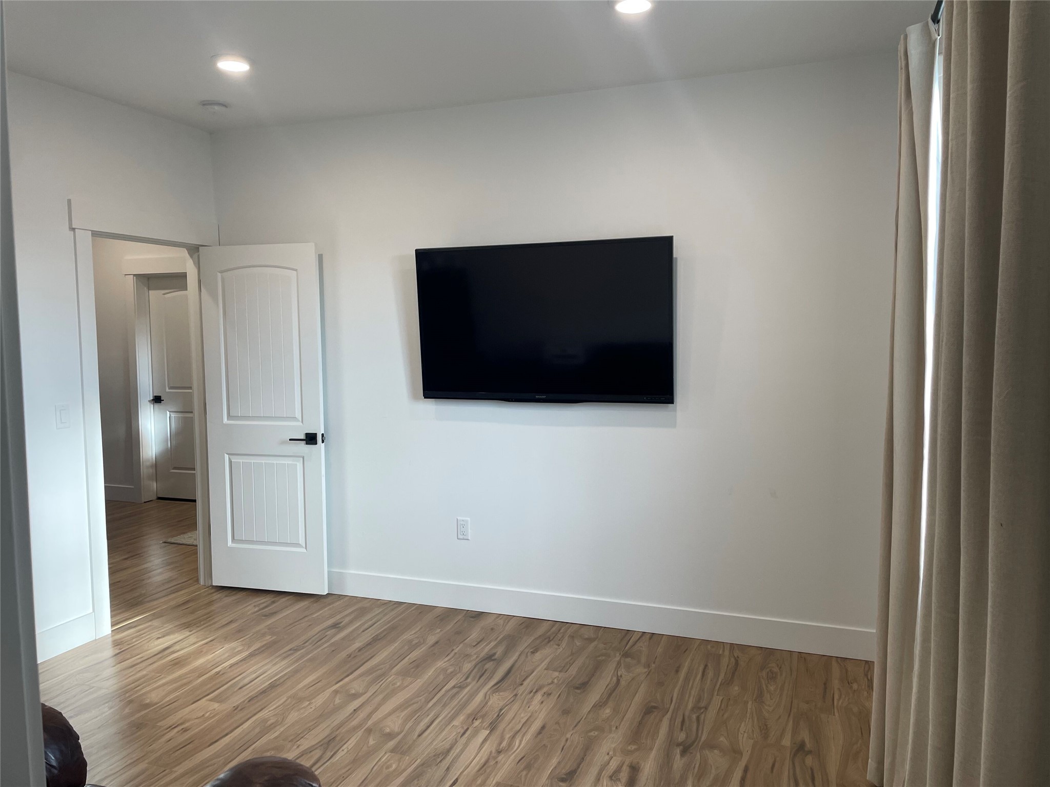 Missoula, Montana 59808, United States, 3 Bedrooms Bedrooms, ,2 BathroomsBathrooms,Residential,Active,144244