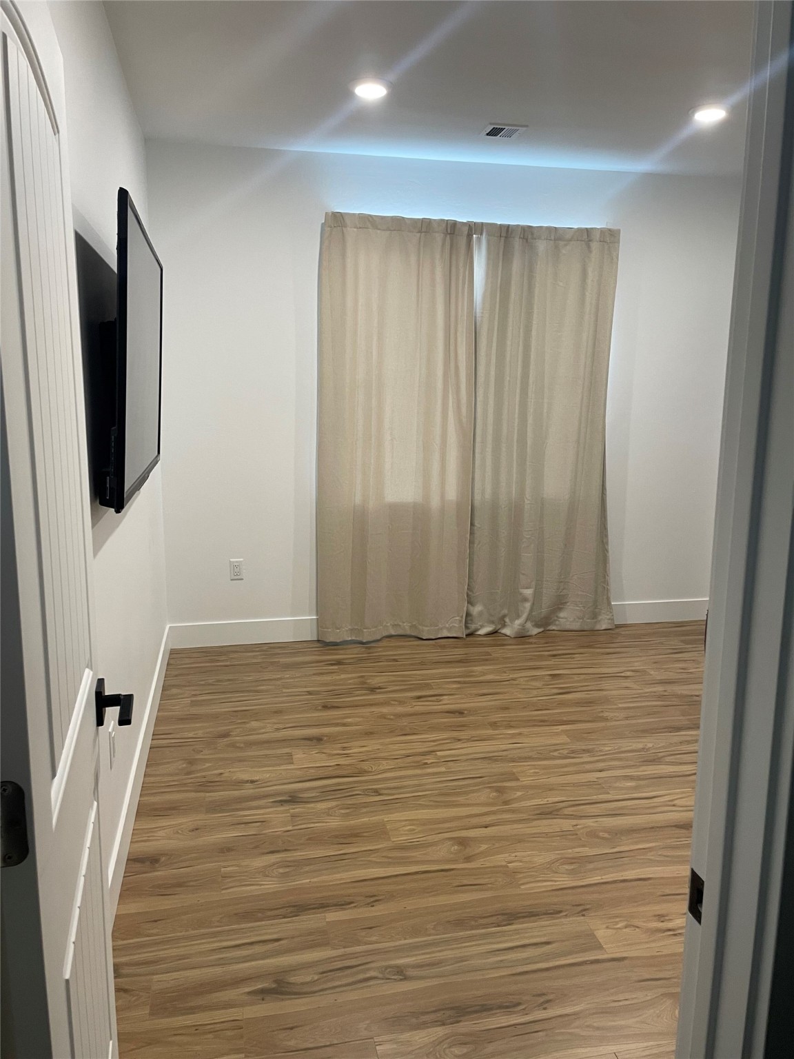 Missoula, Montana 59808, United States, 3 Bedrooms Bedrooms, ,2 BathroomsBathrooms,Residential,Active,144244