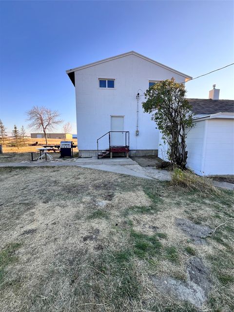 534 and 546 Wolf Avenue Sweet Grass MT 59484