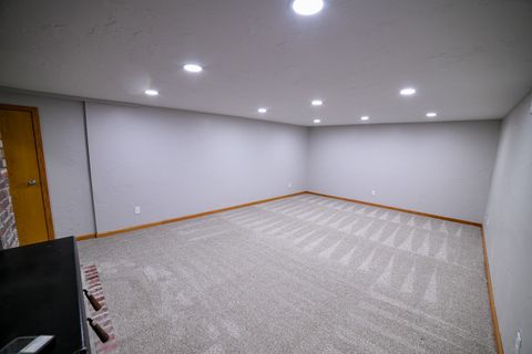 Tiny photo for 3501 15th Ave AVE S, Great Falls, MT 59405 (MLS # 30071370)