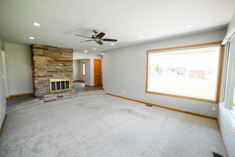 Tiny photo for 3501 15th Ave AVE S, Great Falls, MT 59405 (MLS # 30071370)