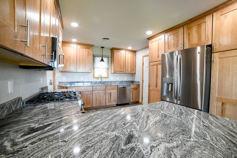 Tiny photo for 3501 15th Ave AVE S, Great Falls, MT 59405 (MLS # 30071370)