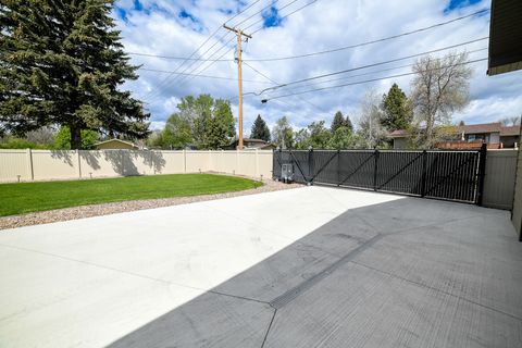 Tiny photo for 3501 15th Ave AVE S, Great Falls, MT 59405 (MLS # 30071370)