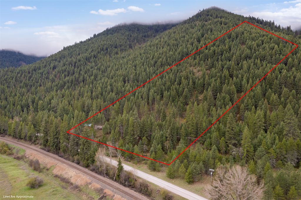 Photo of 132 Spirit Walk Lane, Superior, MT 59872 (MLS # 30069000)