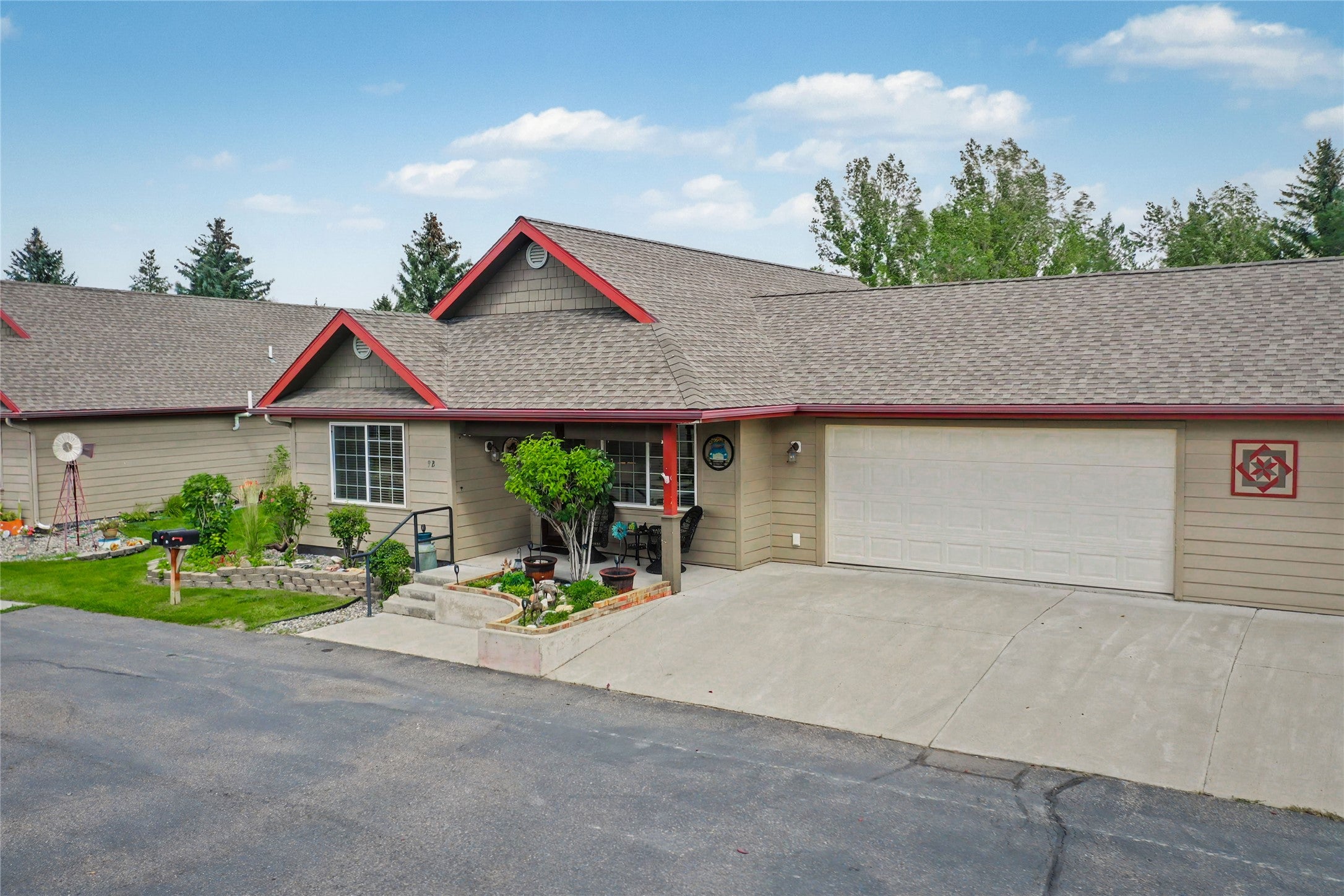 9 Eliza Drive B
