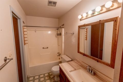 Tiny photo for 401 Columbine Court, Great Falls, MT 59405 (MLS # 30069521)