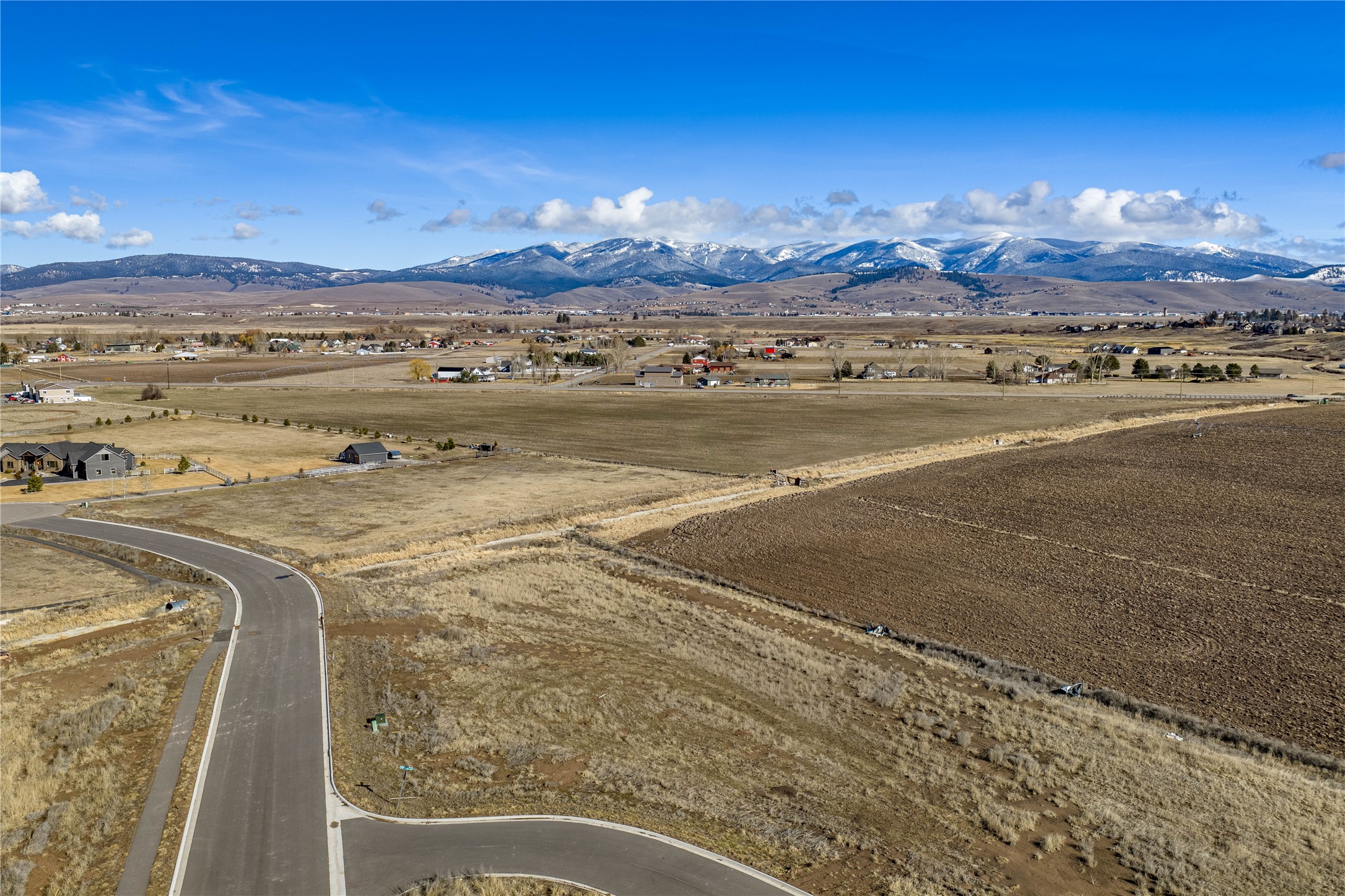 9832 Royal Coachman - Lot 24 Drive