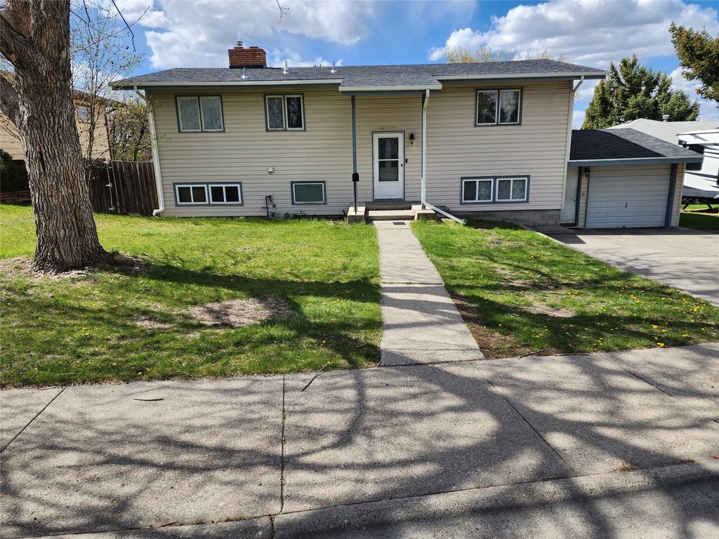 Photo of 4115 Ella Avenue, Great Falls, MT 59404 (MLS # 30070093)
