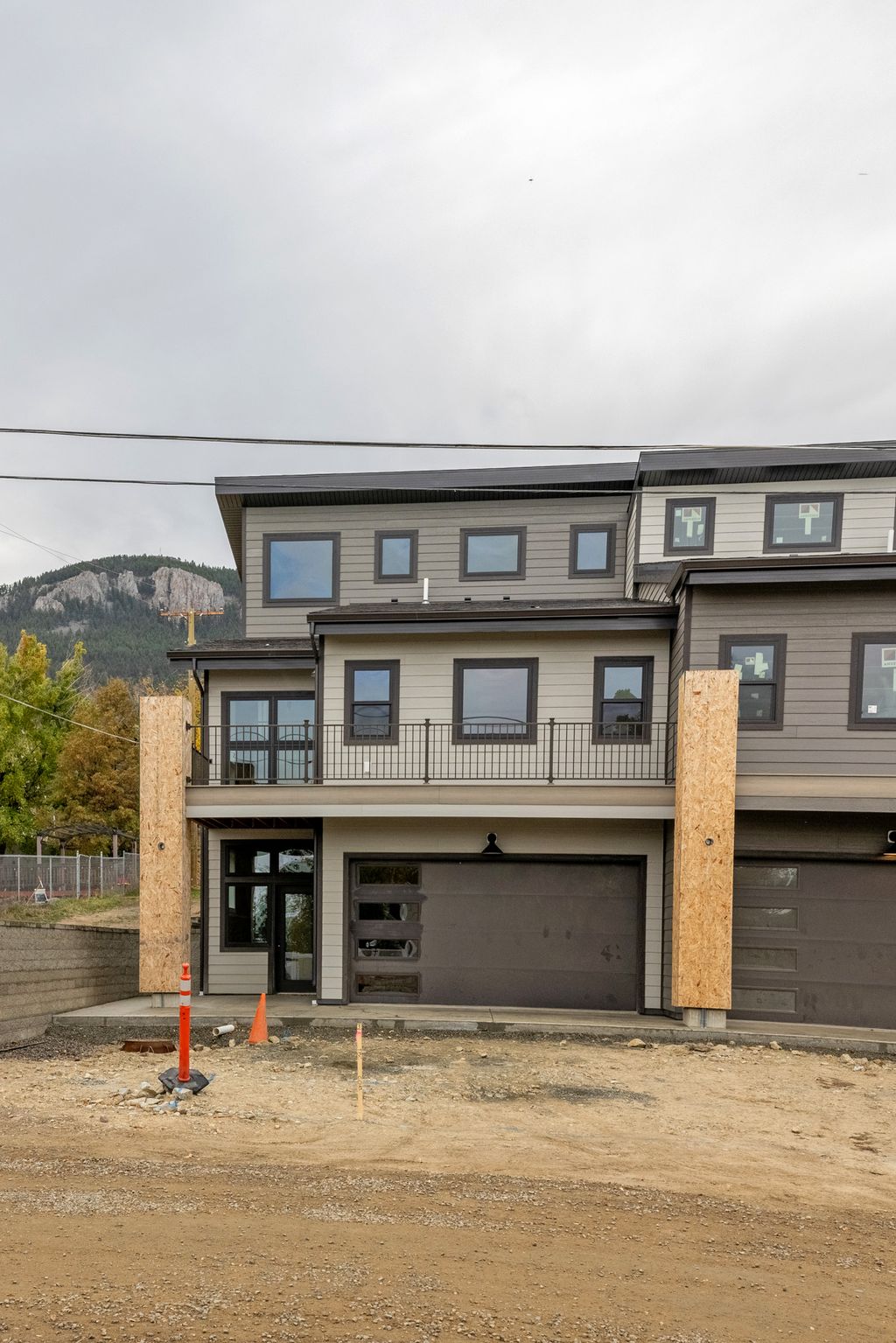 Photo of 2217 Hauser Boulevard, Helena, MT 59601 (MLS # 30059916)