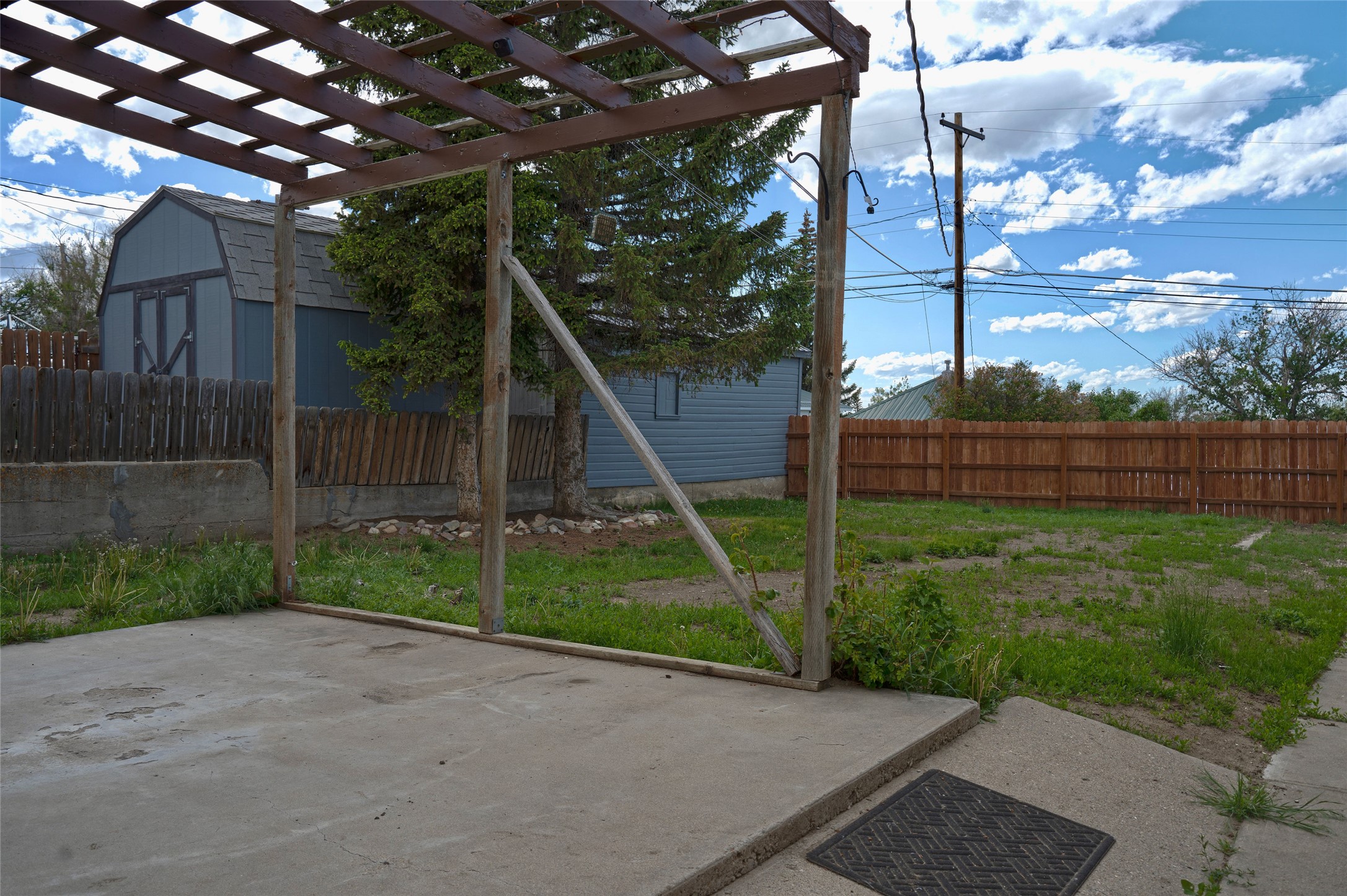 126 9th Avenue SE