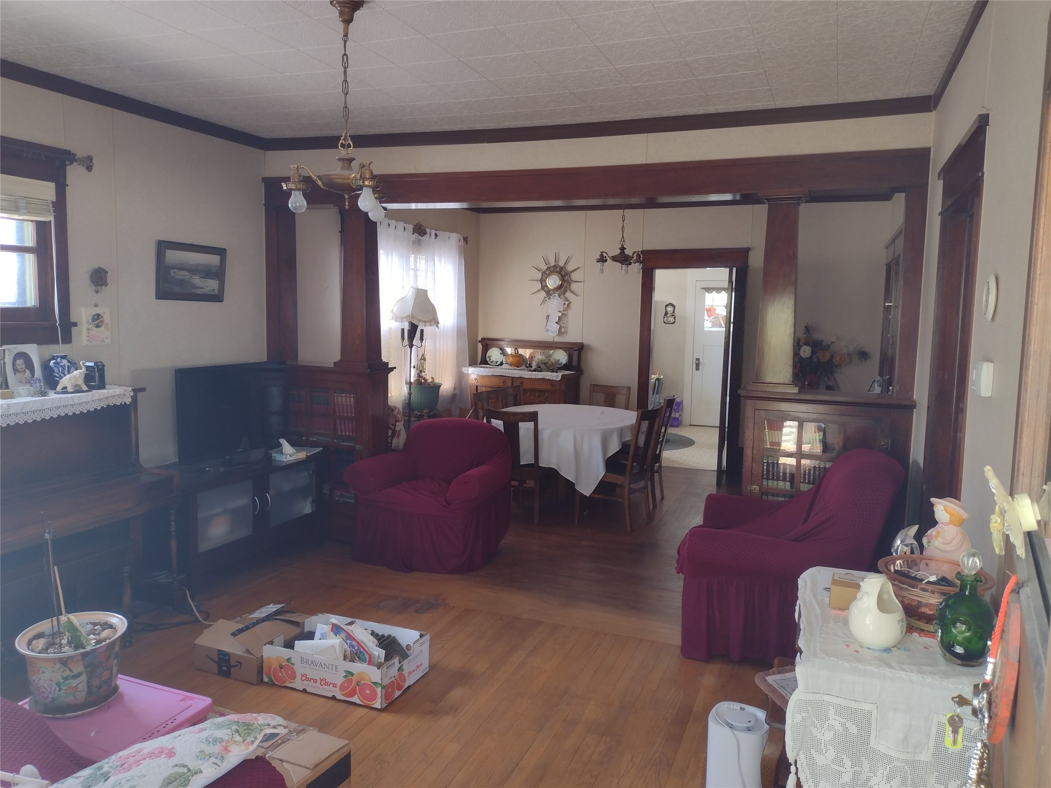 127 N Pacific Street