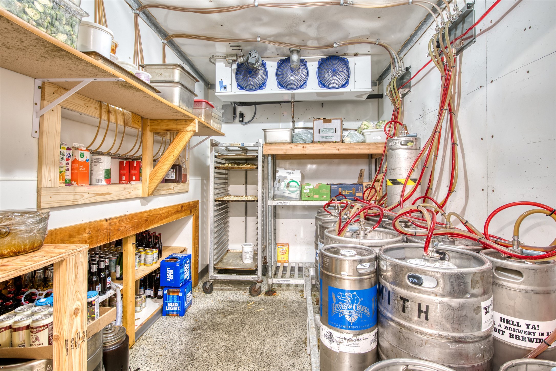 Conner, Montana 59827, United States, ,Commercial,Active,59898