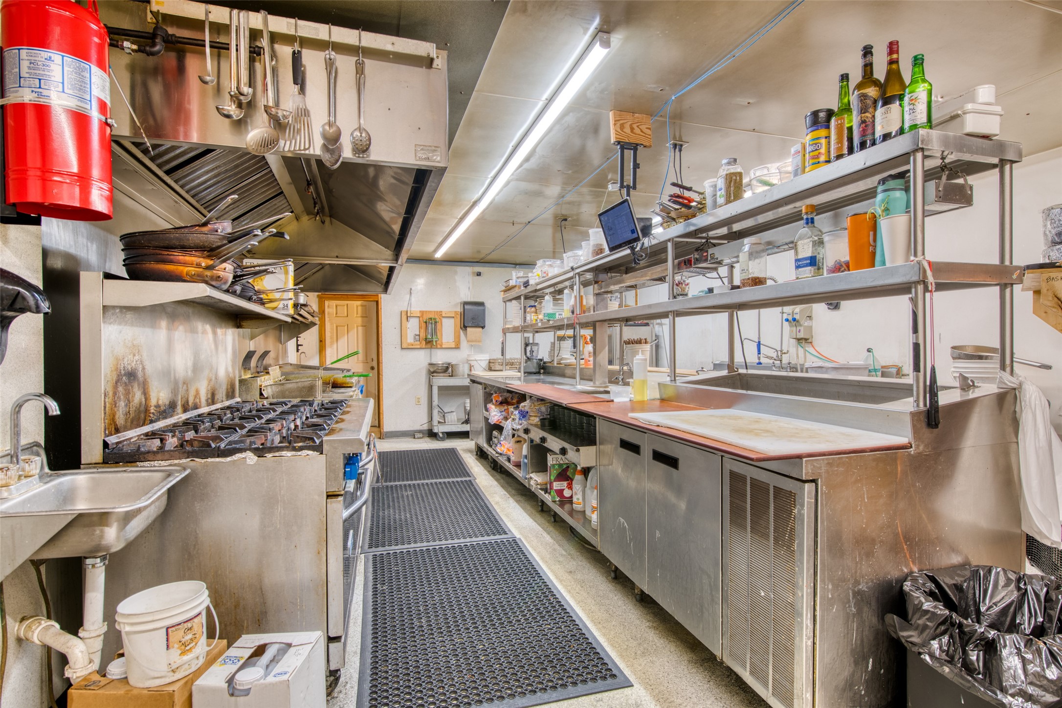 Conner, Montana 59827, United States, ,Commercial,Active,59898