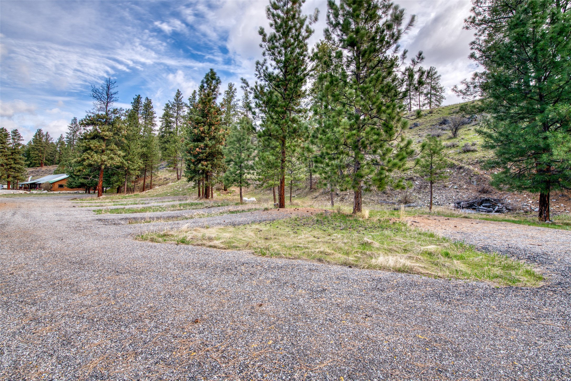 Conner, Montana 59827, United States, ,Commercial,Active,59898