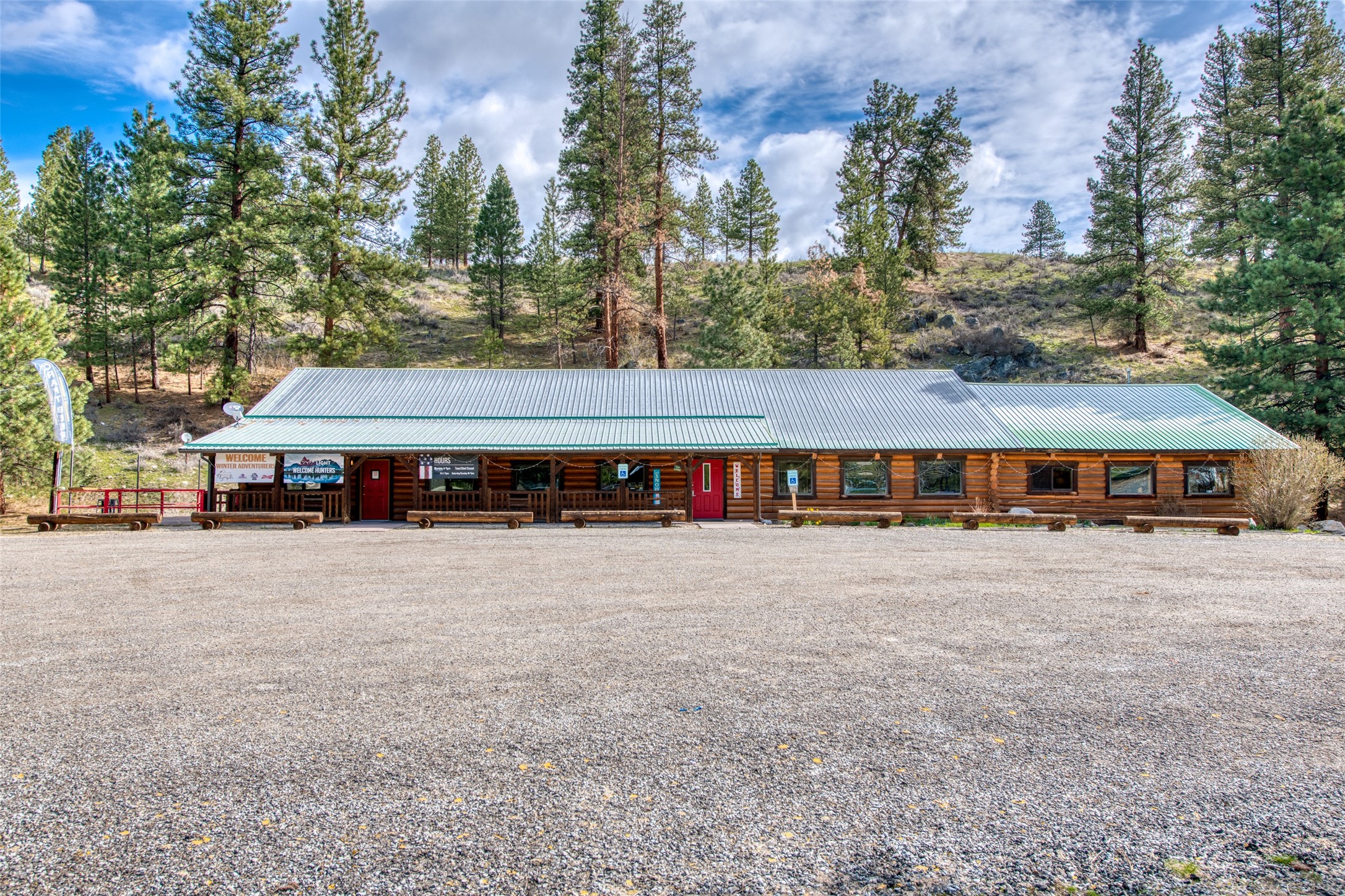 Conner, Montana 59827, United States, ,Commercial,Active,59898