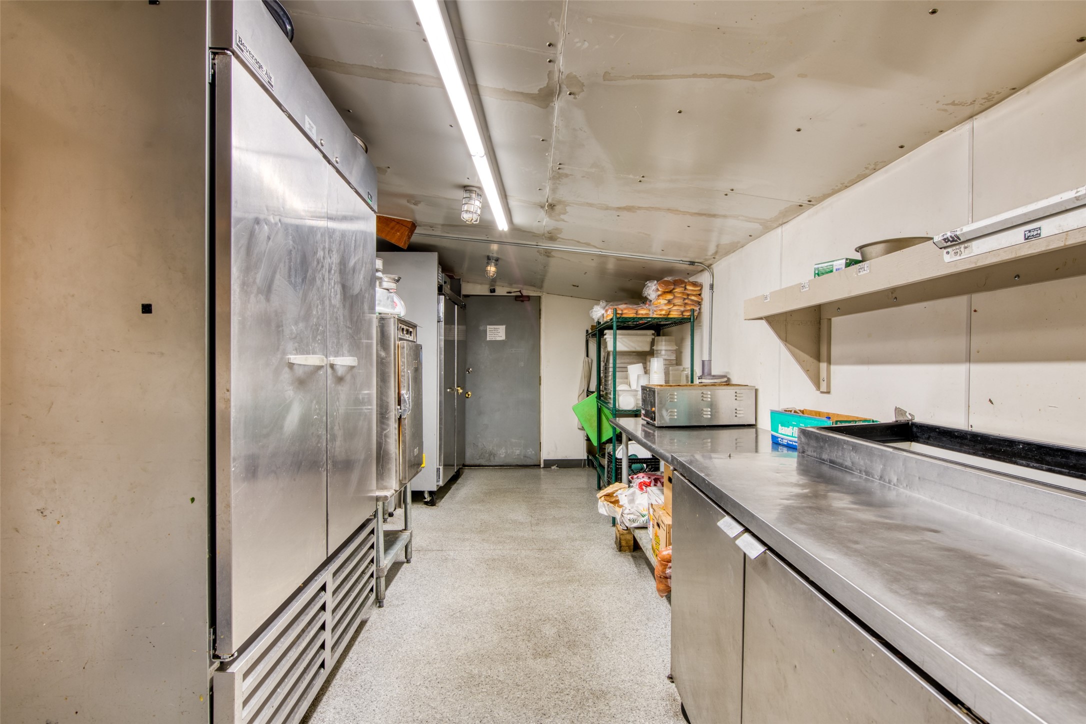 Conner, Montana 59827, United States, ,Commercial,Active,59898