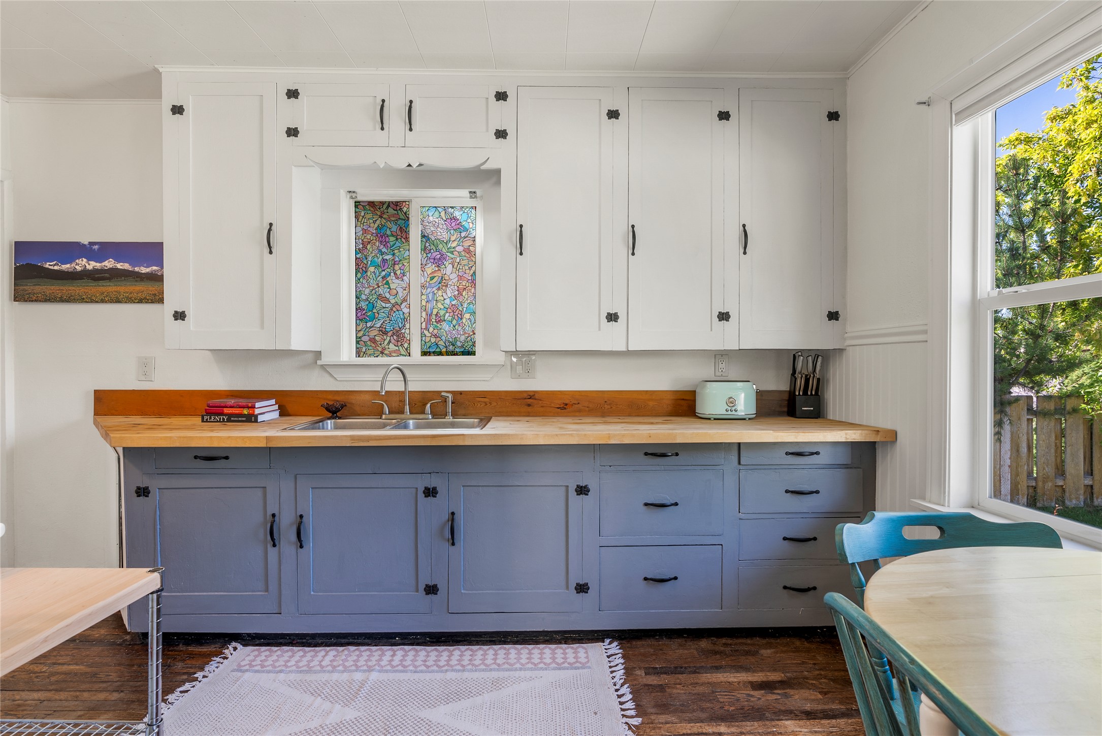 109 E Central Avenue