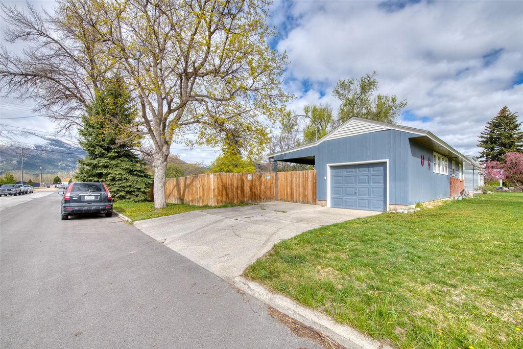 Photo of 711 S 4th Street, Hamilton, MT 59840 (MLS # 30068549)