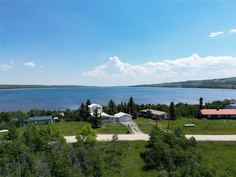 100 W Shore Duck Lake Road Babb MT 59411