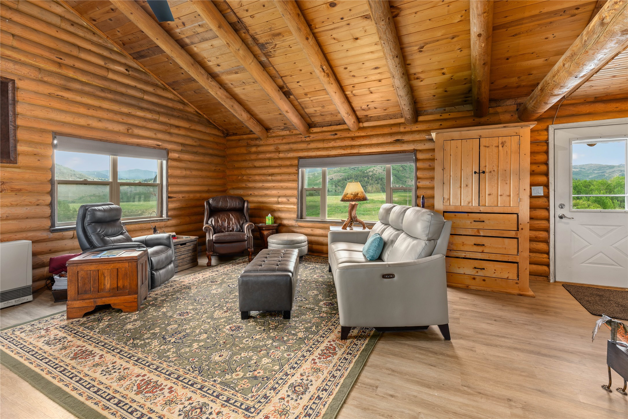 Anaconda, Montana 59711, United States, 3 Bedrooms Bedrooms, ,1 BathroomBathrooms,Residential,Pending,150354