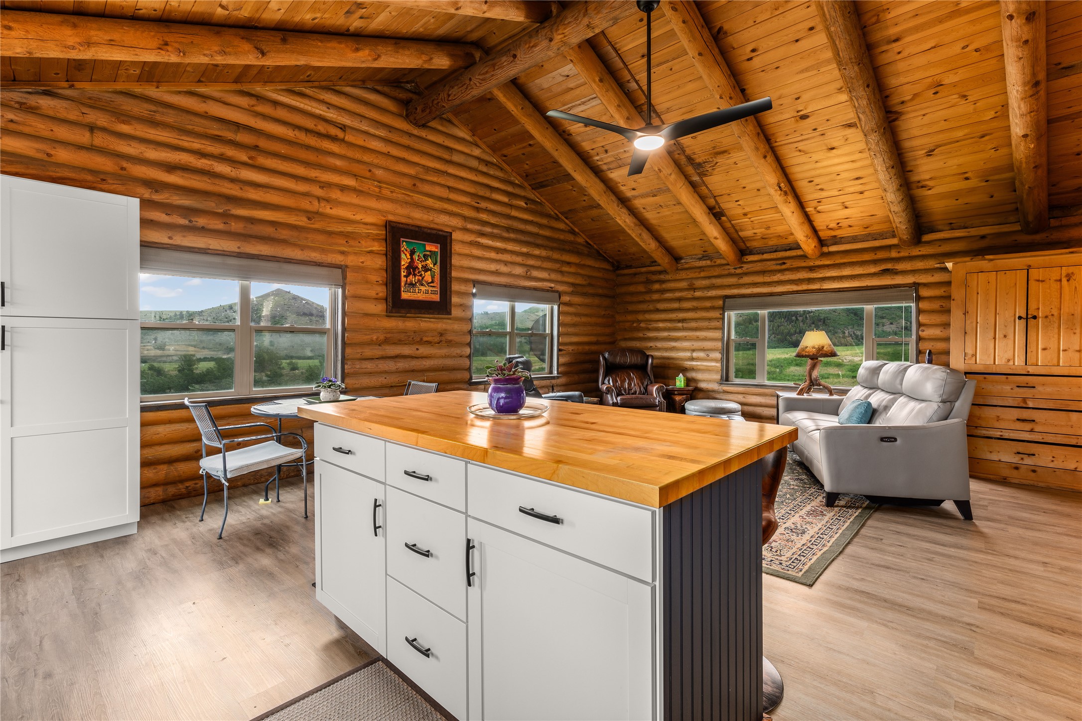 Anaconda, Montana 59711, United States, 3 Bedrooms Bedrooms, ,1 BathroomBathrooms,Residential,Pending,150354