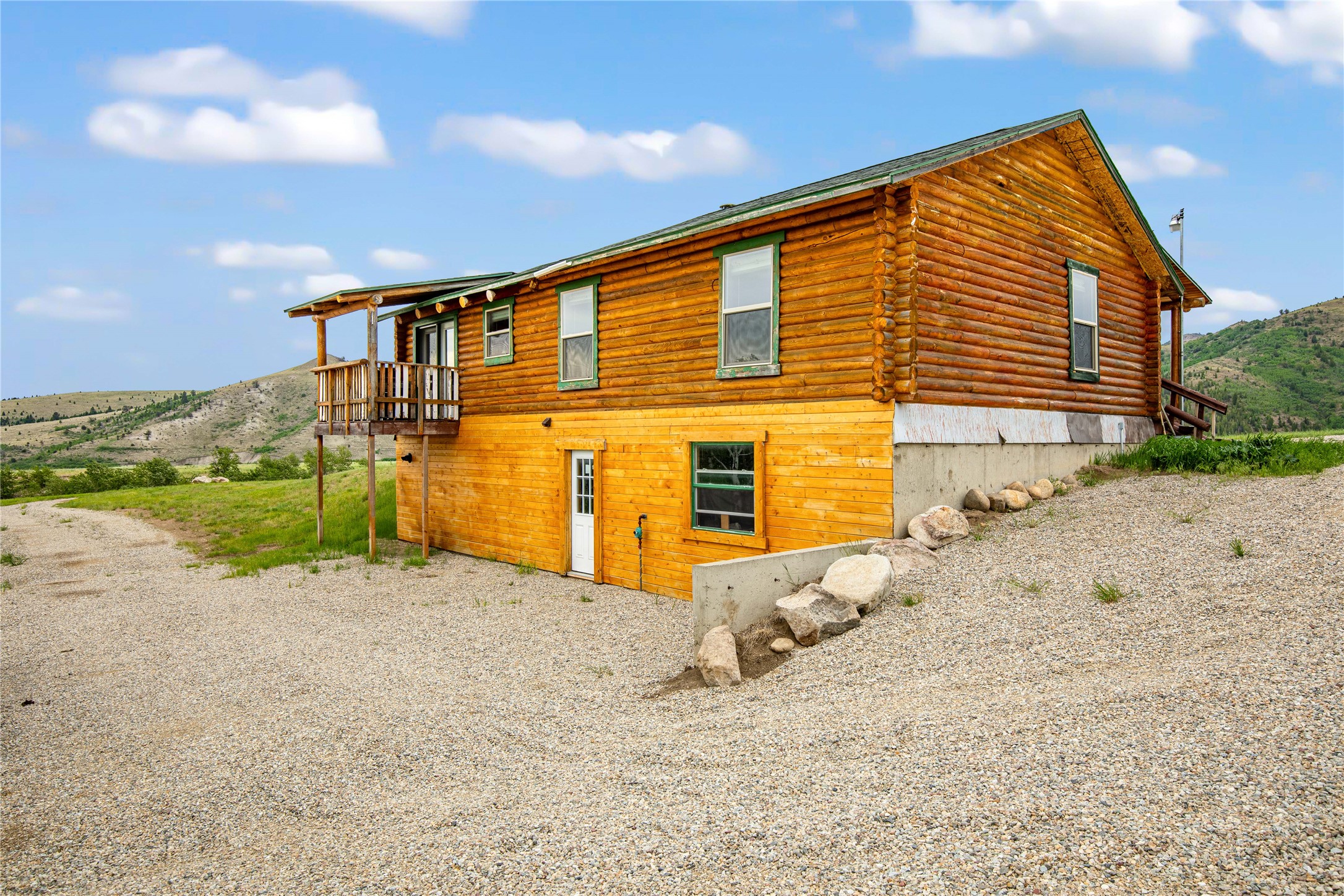 Anaconda, Montana 59711, United States, 3 Bedrooms Bedrooms, ,1 BathroomBathrooms,Residential,Pending,150354