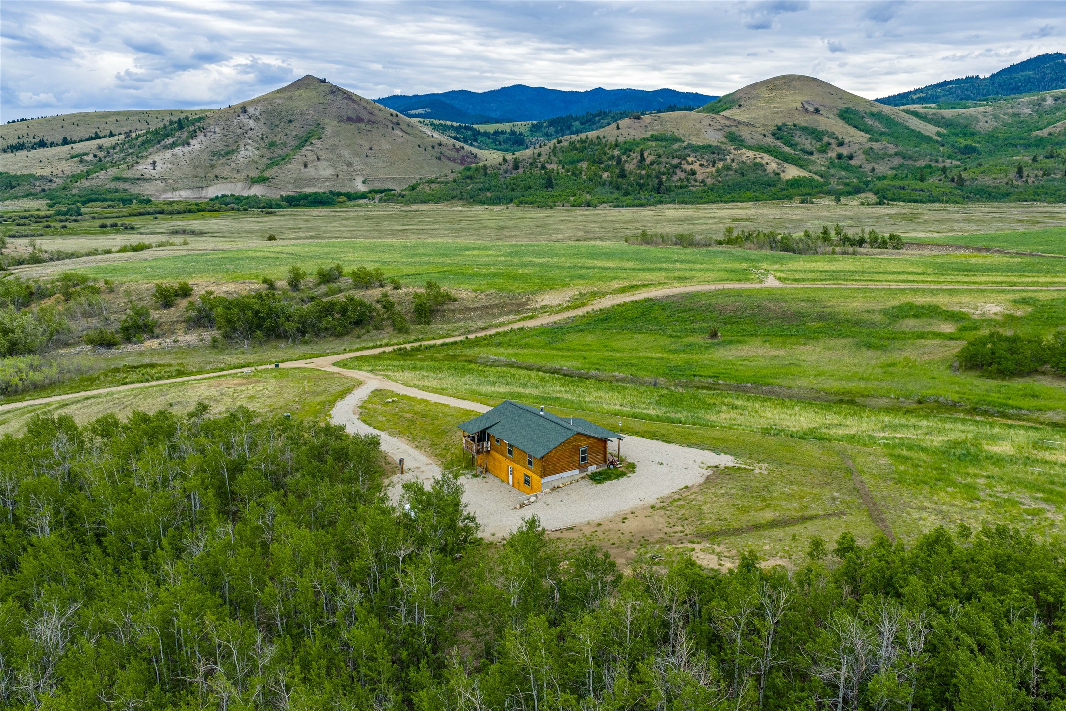 Anaconda, Montana 59711, United States, 3 Bedrooms Bedrooms, ,1 BathroomBathrooms,Residential,Pending,150354