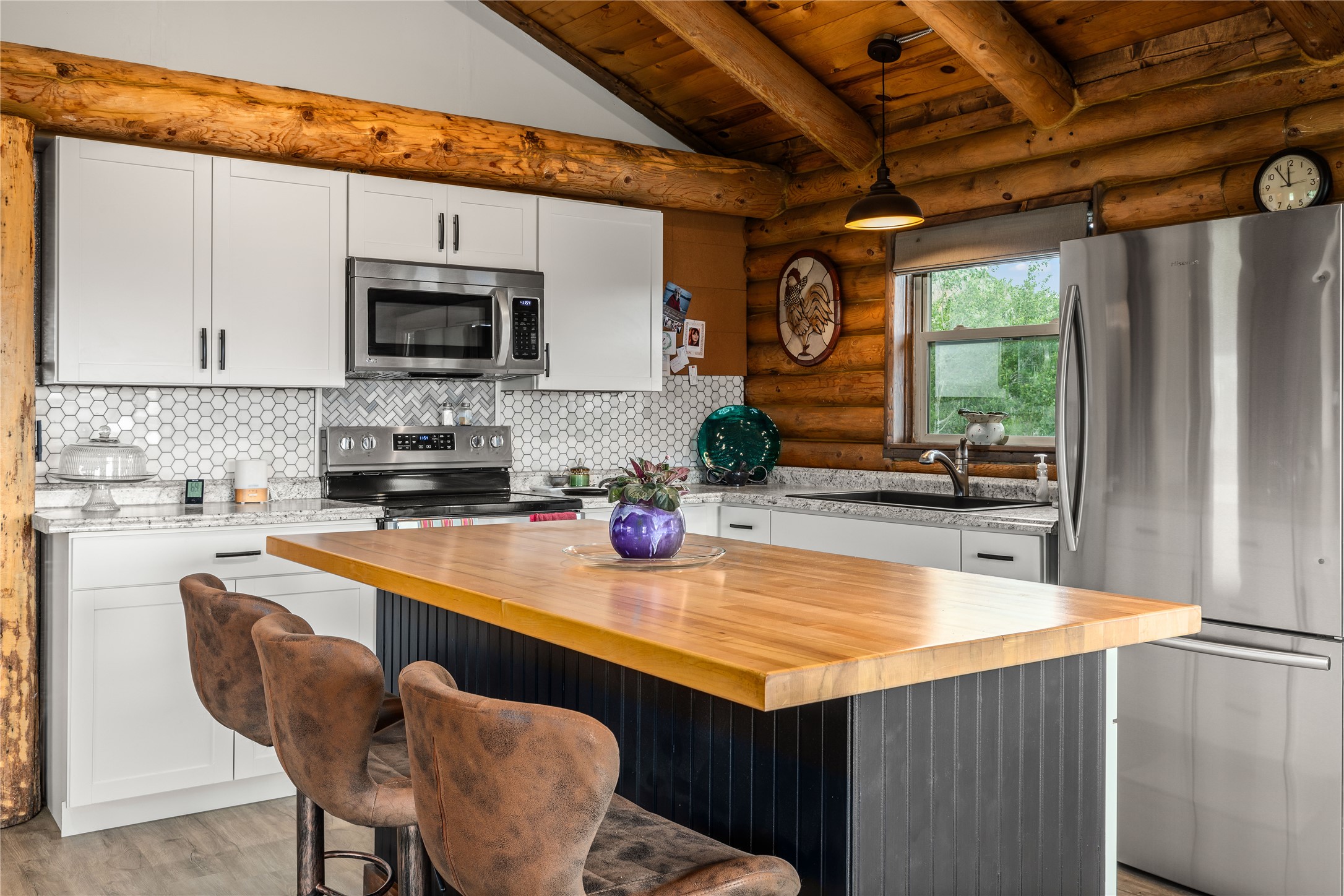 Anaconda, Montana 59711, United States, 3 Bedrooms Bedrooms, ,1 BathroomBathrooms,Residential,Pending,150354