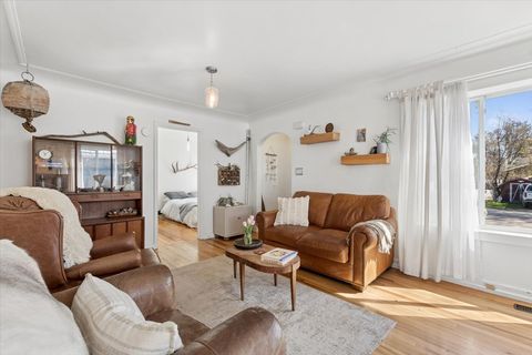 Tiny photo for 1034 4th Avenue W, Kalispell, MT 59901 (MLS # 30068916)