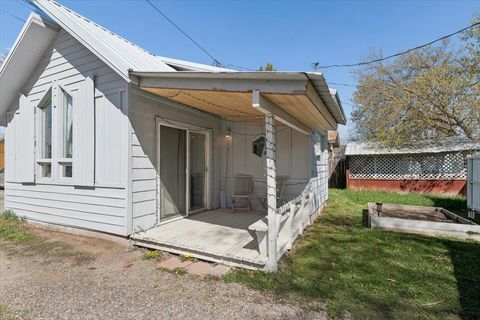 Tiny photo for 1034 4th Avenue W, Kalispell, MT 59901 (MLS # 30068916)