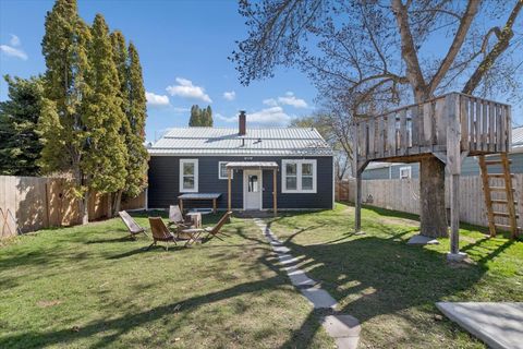 Tiny photo for 1034 4th Avenue W, Kalispell, MT 59901 (MLS # 30068916)