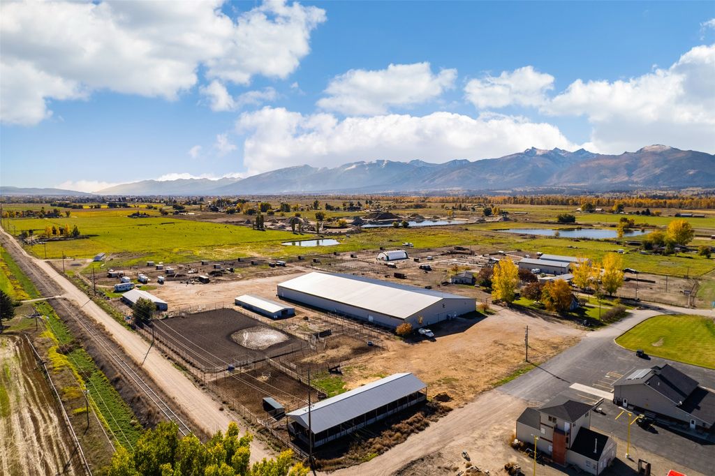 Photo of 224 Rusty Spur Way, Corvallis, MT 59828 (MLS # 30060114)