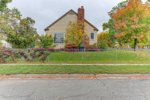 Photo of 1037 11th Avenue, Helena, MT 59601 (MLS # 30057936)