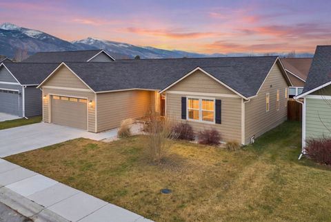 Photo of 104 Rosemary Lane, Hamilton, MT 59840 (MLS # 30066088)