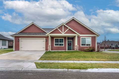 Photo of 170 Lazy Creek Way, Kalispell, MT 59901 (MLS # 30062098)