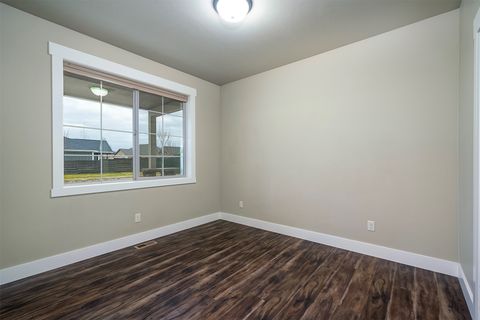 Tiny photo for 170 Lazy Creek Way, Kalispell, MT 59901 (MLS # 30062098)