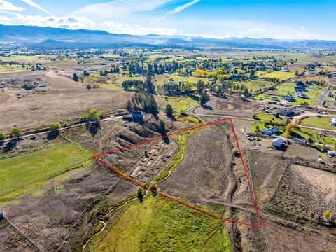 Photo of NHN Bass Lane, Corvallis, MT 59828 (MLS # 30059766)