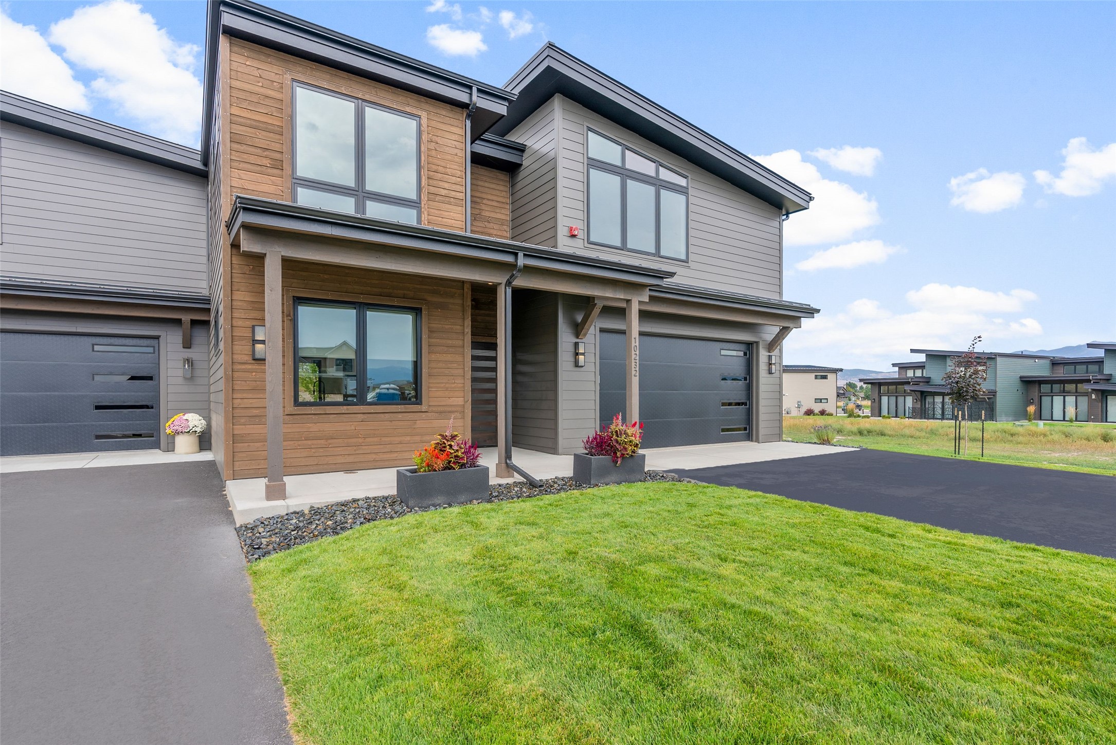 10232 Pale Morning Court 15T